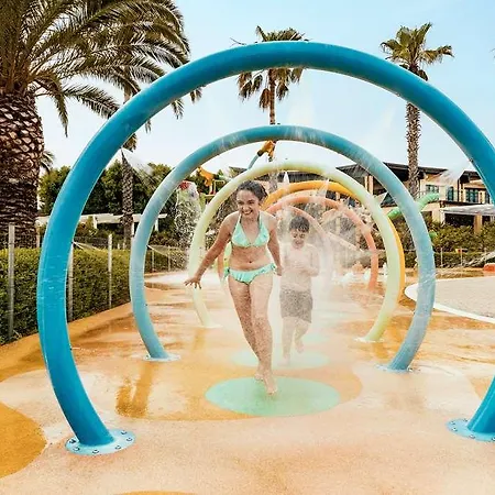 Falkensteiner Club Funimation Calabria Szálloda